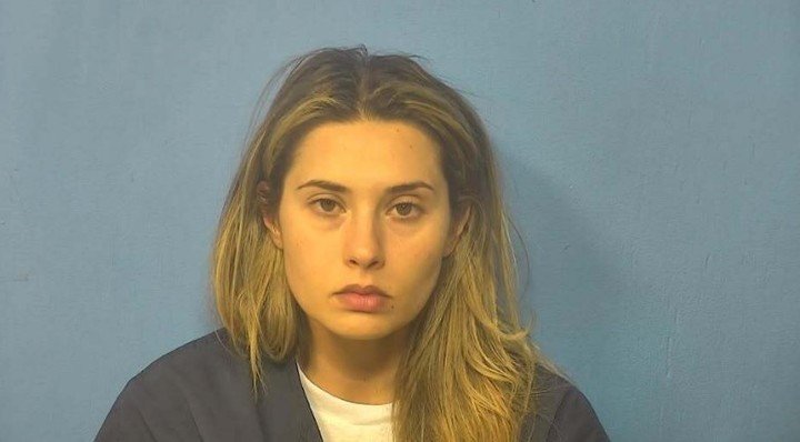 Christina Formella, de 30 años, fue detenida y acusada de abuso.