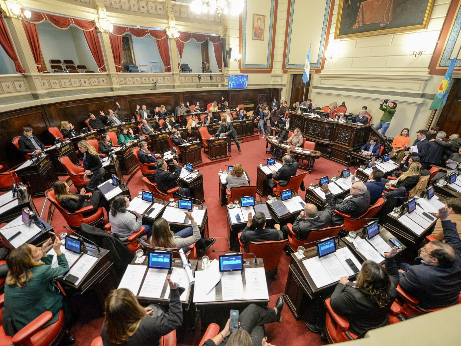 Un paso atrás en la consolidación democrática La reciente aprobación de una nueva ley en la provincia de Buenos Aires, i... Descubre más sobre gobernador, bu...