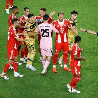 Boca vs Bayern Múnich: por qué el árbitro le anuló el gol olímpico a Olisé