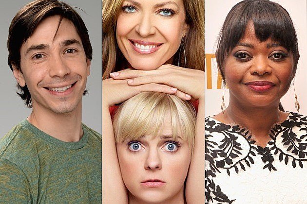 Netflix Adding Chuck Lorre Sitcom ‘Mom’ in the United States