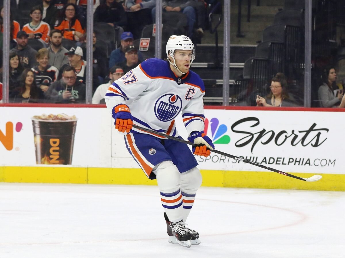 Oilers strike back, tie series: Grades for both teams, look ahead to Game 5