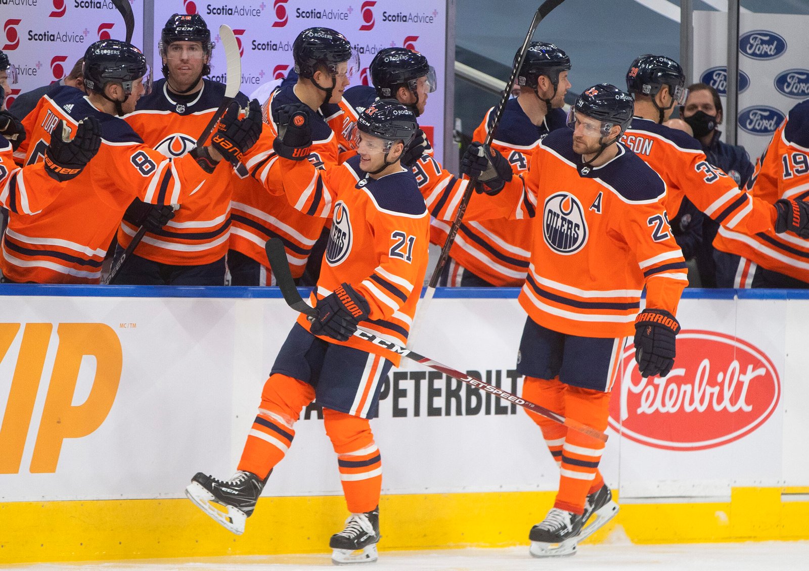 Oilers strike back, tie series: Grades for both teams, look ahead to Game 5