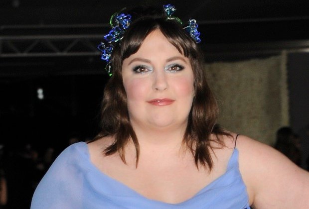 Lena Dunham Describes Her Netflix Series ‘Too Much’: “When a Loud, Messy Jewess Descends on a City of Deeply Repressed People”
