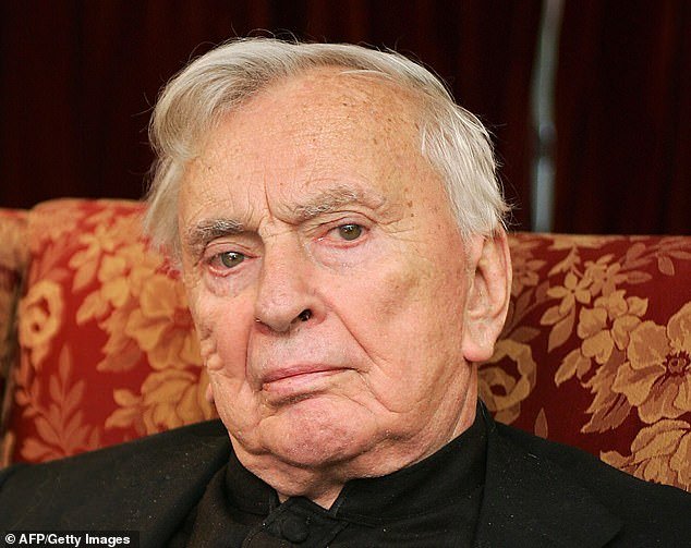 Netflix Canceled the Release of a Gore Vidal Biopic Eight Years Ago — for the Filmmakers, the Story Isn’t Over