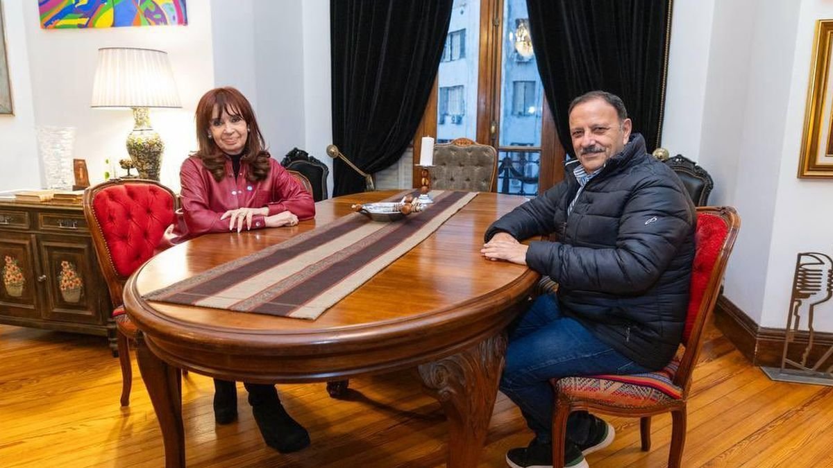 La búsqueda de consensos en tiempos de crisis El clima político en Argentina se encuentra en un punto de inflexión. En e... Descubre más sobre futuro, lídere...