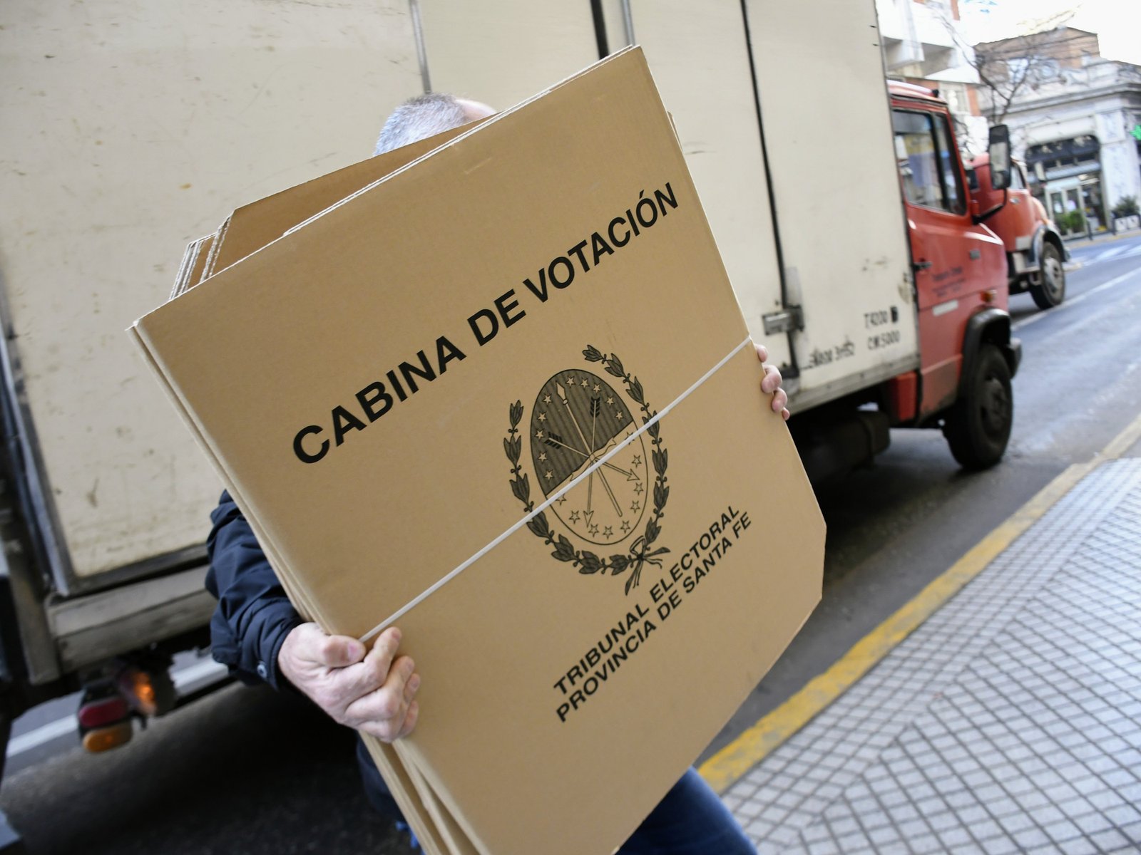 El pulso político de Rosario en medio de un clima de apatía electoral Las elecciones en la provincia de Santa Fe han rev... Descubre más sobre capitalizar, r...