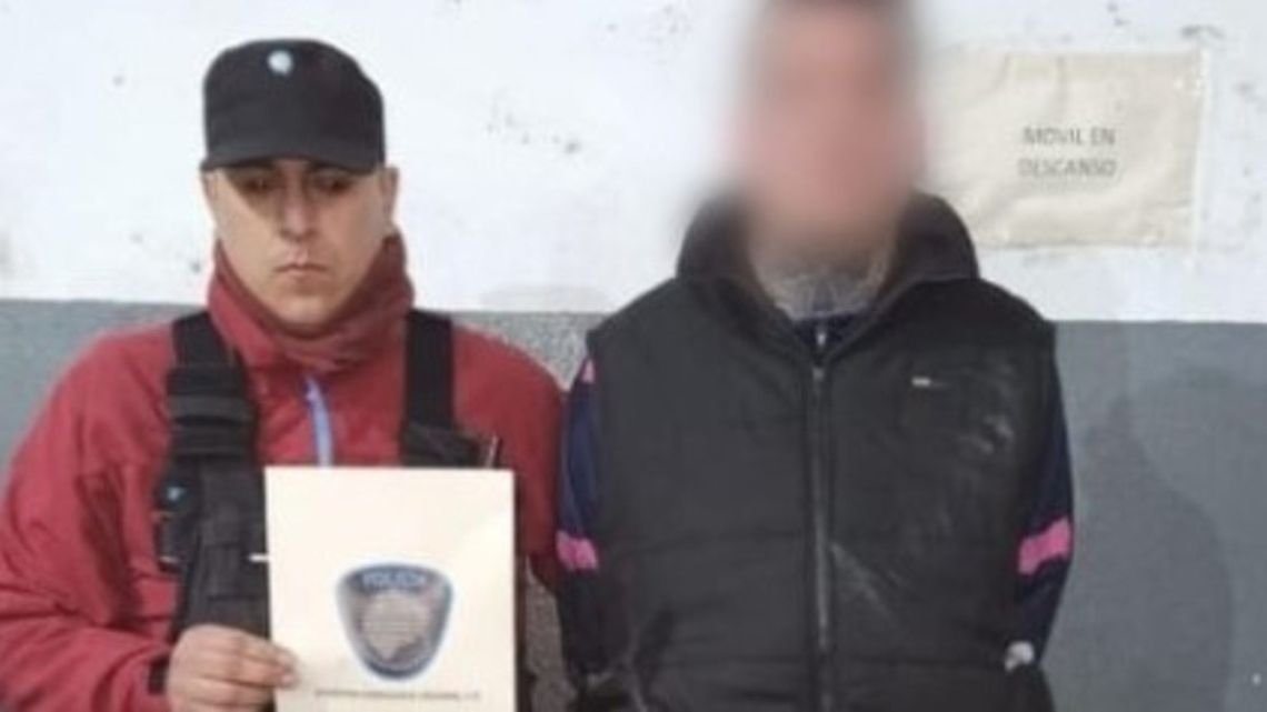 Violencia en el corazón de Buenos Aires: el eco de la condena a Cristina Kirchner En una jornada que promete resonar en ... Descubre más sobre miércoles, pol...