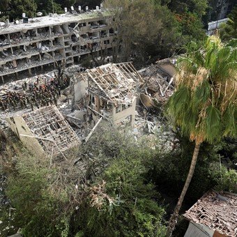 Irán lanzó dos oleadas de ataques contra Israel tras los bombardeos de Estados Unidos: hay al menos 16 heridos 