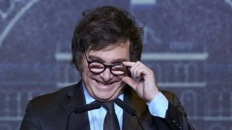 El Gobierno de Javier Milei oficializó la reforma migratoria