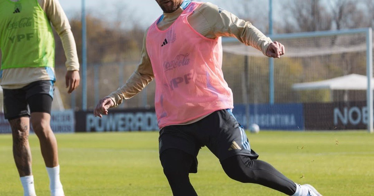 La Scaloneta se prepara con el espíritu de unidad y camaradería La Selección Argentina se encuentra en plena concentraci... Descubre más sobre ángel di maría...