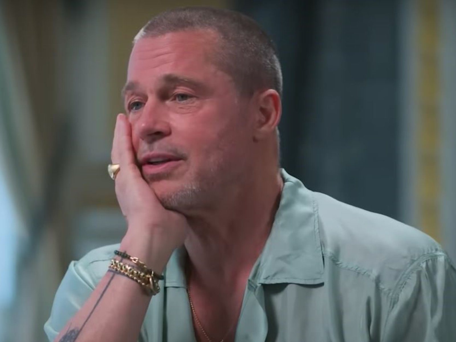 Una controversia inesperada entre mundos deportivos Recientemente, el aclamado actor Brad Pitt se vio envuelto en una co... Descubre más sobre expresó, dinám...