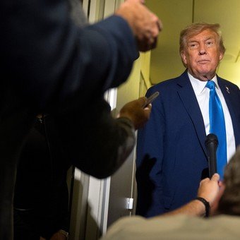 Guerra Irán-Israel: Trump dice que Estados Unidos tiene un “control absoluto del cielo iraní” y sabe “dónde se esconde” Ali Khamenei
