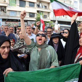 Israel ataca la planta nuclear de Fordo y Trump desliza la posibilidad de un cambio de régimen en Irán