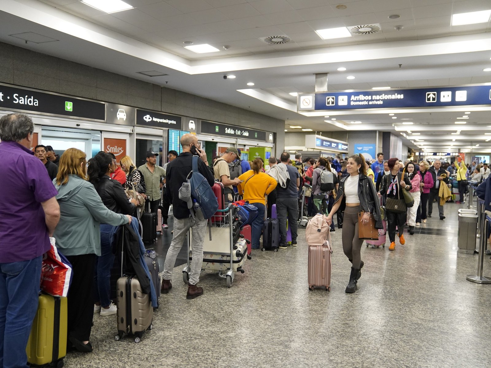 La inestabilidad laboral en el sector aeronáutico amenaza los planes de viaje de miles de argentinos La tensión en el se... Descubre más sobre interrupción, ...