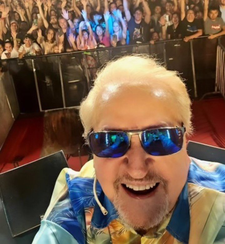 El querido actor sigue dando shows por todo el mundo.