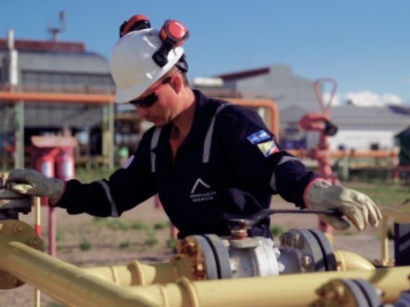 Una ola de impagos arrastra a la industria argentina, afectando también al sector energético La economía argentina atrav... Descubre más sobre impactar, podr...