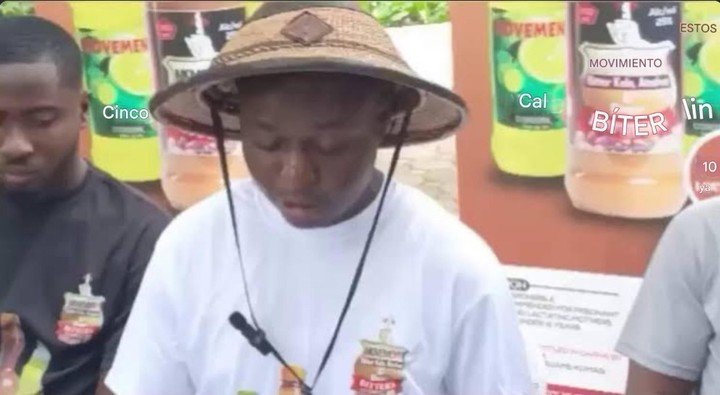 El presidente de la asociación, Moses Onyah, conocido popularmente como "Hueso Seco" (Captura de video).