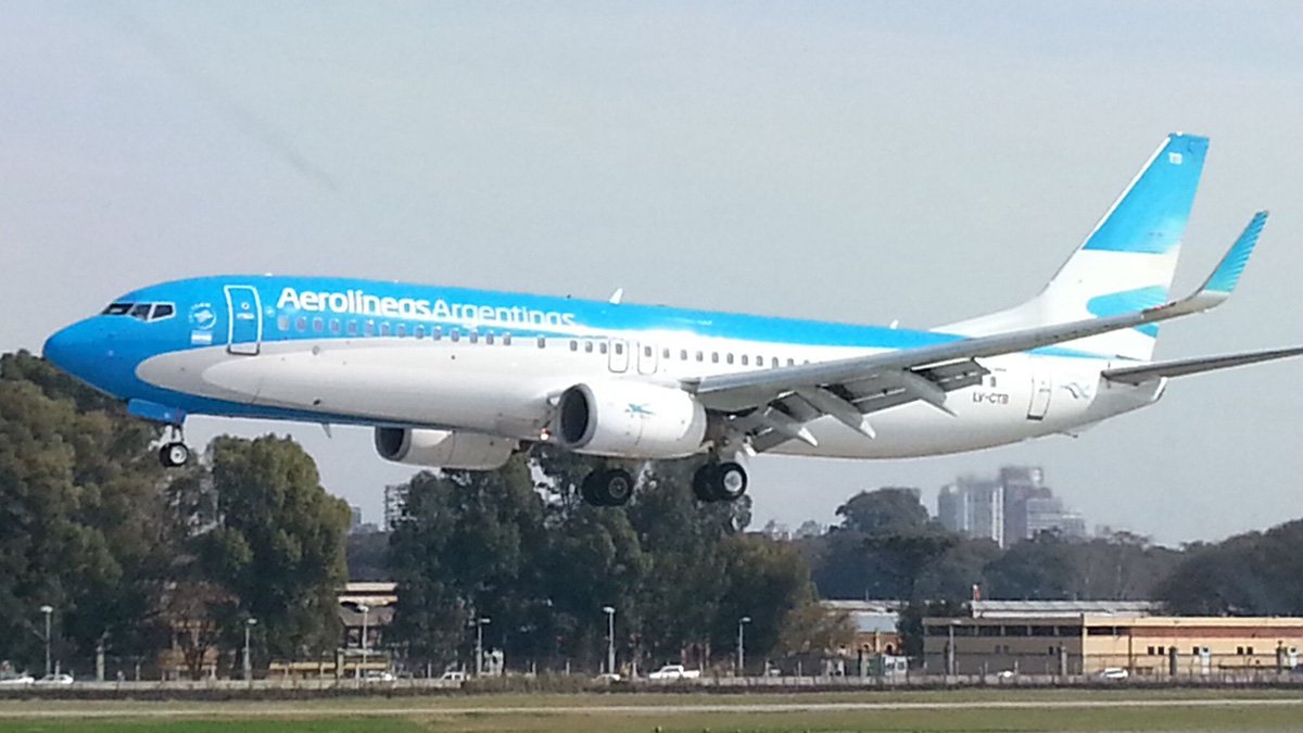 Orlando mostró su avance en vuelos directos (que Argentina no tiene) en Turismo, Posteado