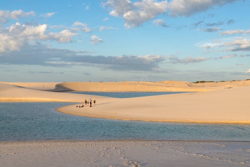 Lençóis Maranhenses, el desierto inundado que es símbolo del turismo sostenible en Brasil en Redacción Clarín, Amazonía