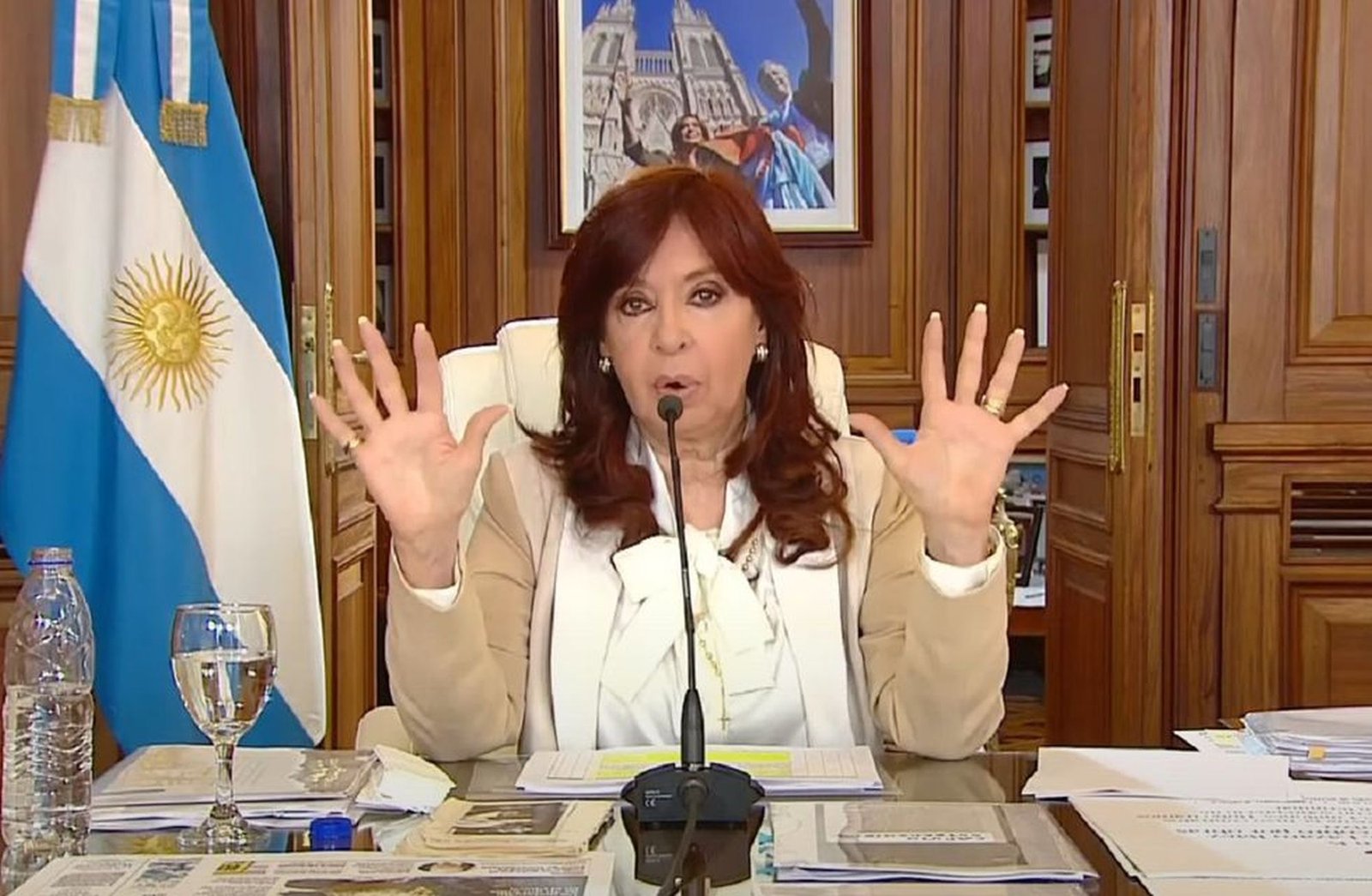 Por qué los inversores mantienen la cautela pese a la condena de Cristina Kirchner en El Cronista, Economía