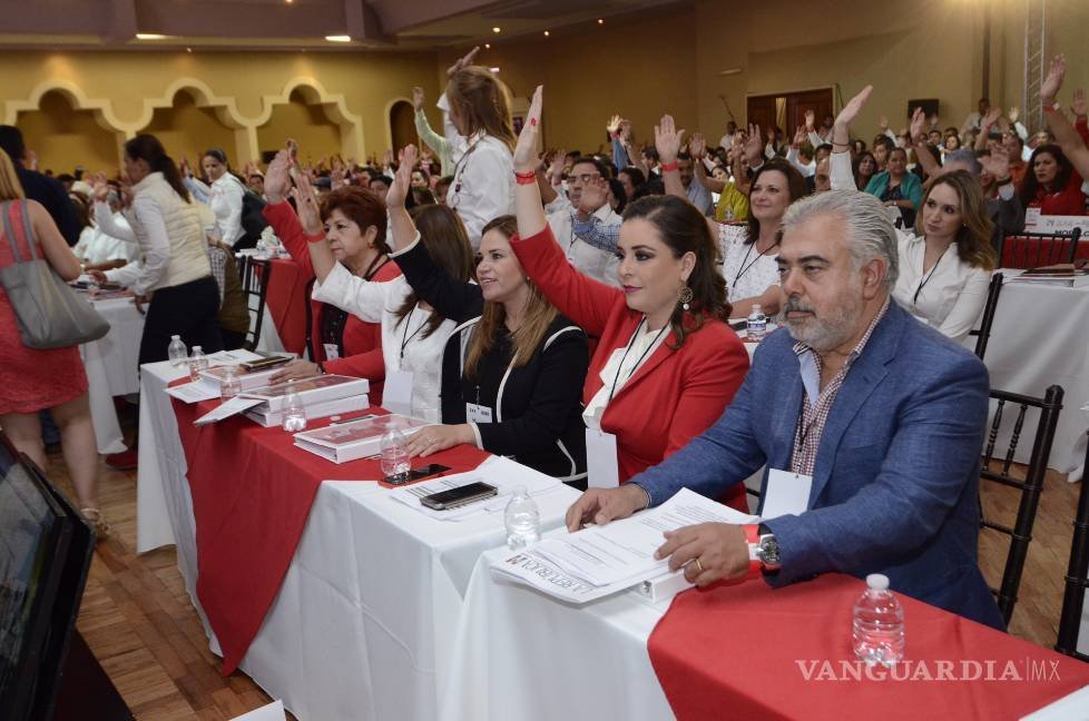 Tres fechas que definen el futuro del Gobierno y la vuelta del verdadero Sr Motosierra en El Cronista, Economía