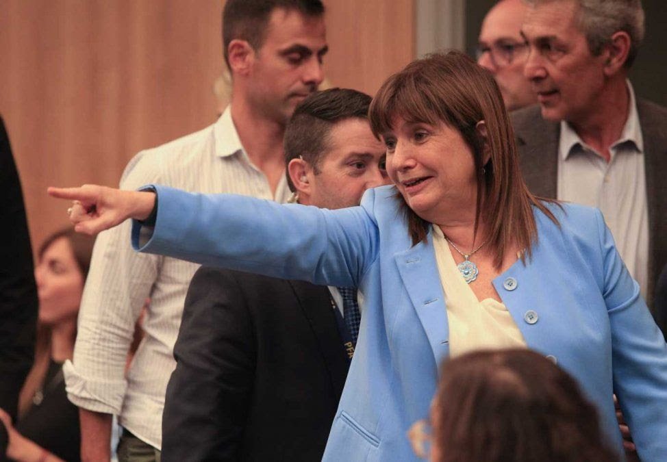 Bullrich busca redefinir el rol de la Policía en El Cronista, Economía