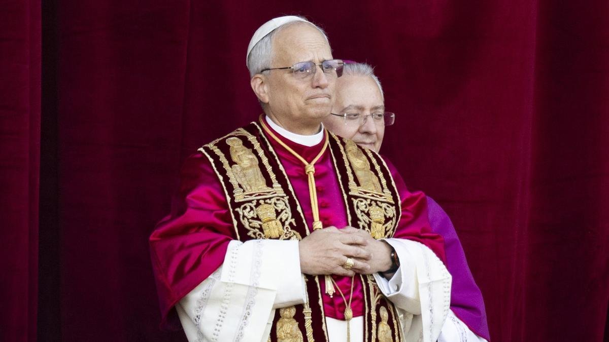 Llora el papa León XIV en El Cronista, Información General