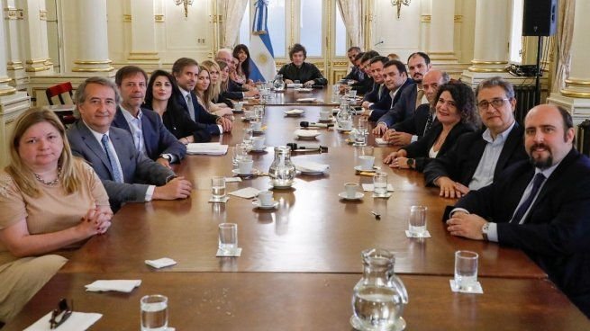 La estrategia de LLA para frenar jubilaciones y el mes clave en el que podría caer el veto en El Cronista, Economía