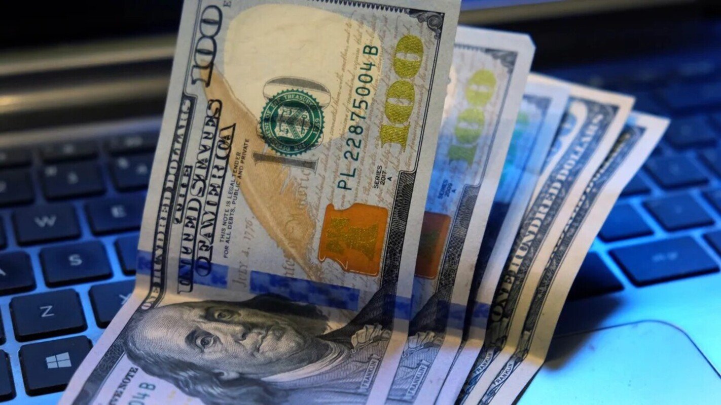 Tensión por el dólar blue en El Cronista, Finanzas Digitales