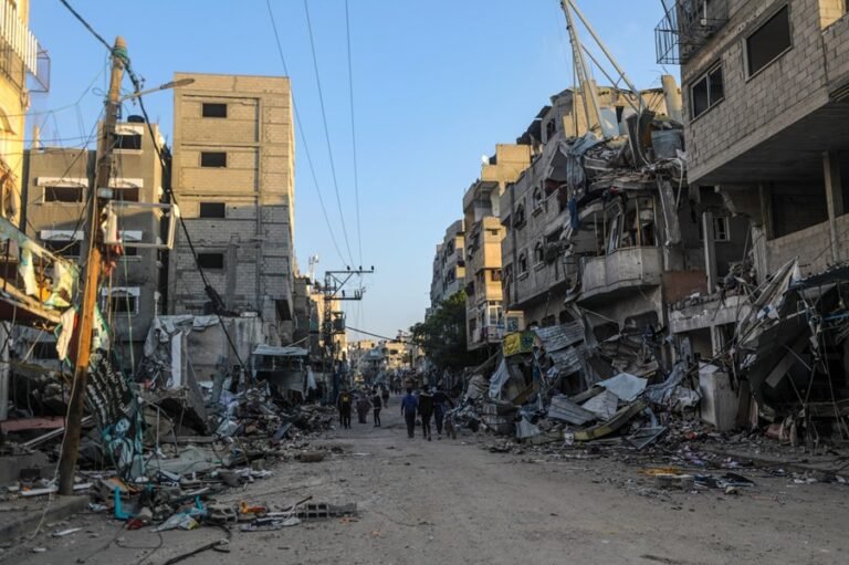 Israel continues military strikes on Gaza