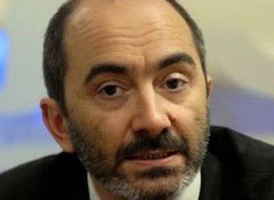 Defensa de la Competencia objetó la fusión entre Telecom y Telefónica en El Cronista, Negocios