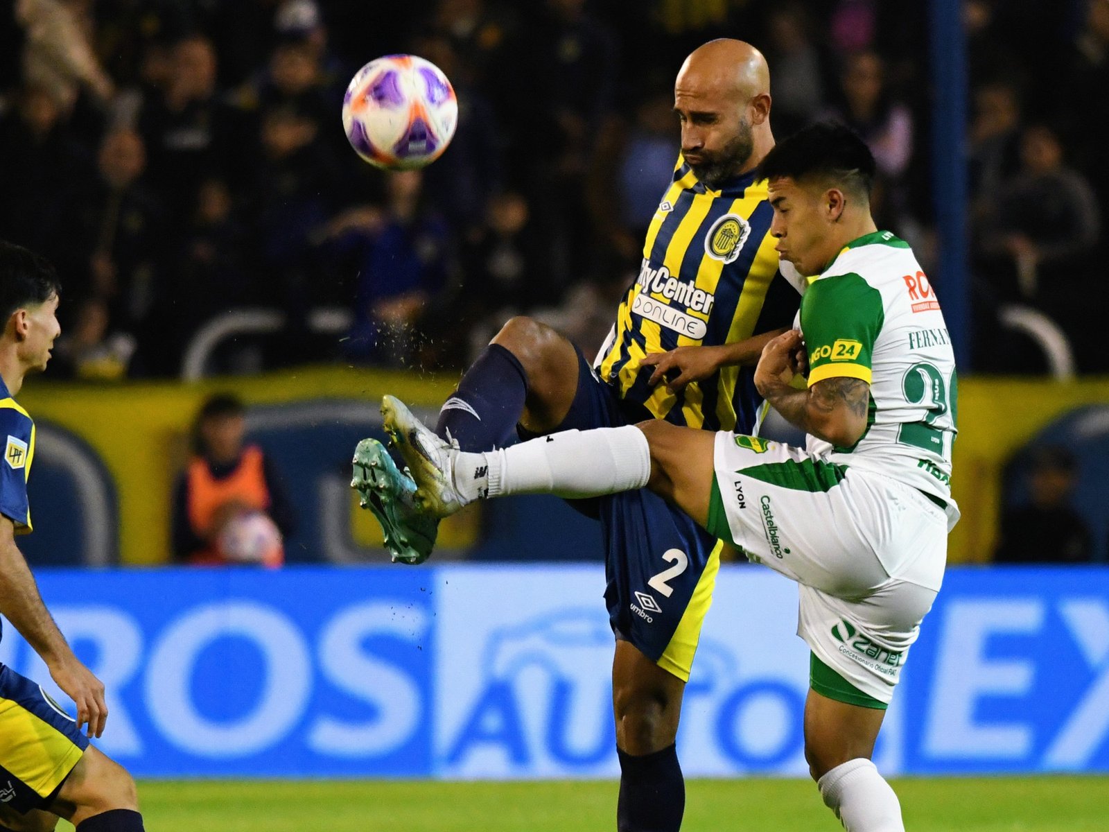 Imagen relacionada con Mitre se enfrenta a un rival directo en un partido clave para su clasificación tras un empate en Chaco.