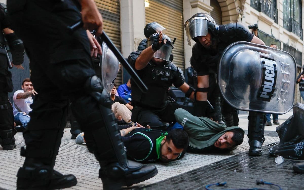 Apple y Google chocan con la policía y los diputados por robos de teléfonos. iPhone