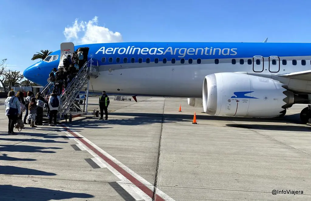 Vuelo desde Bariloche en el lado super correcto del avión en Cronicas, Destacados