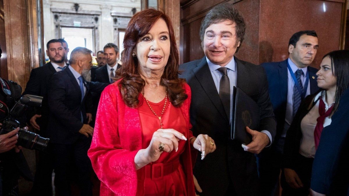 LLA celebra la candidatura de Cristina Kirchner y suben a Milei al ring bonaerense en El Cronista, Economía