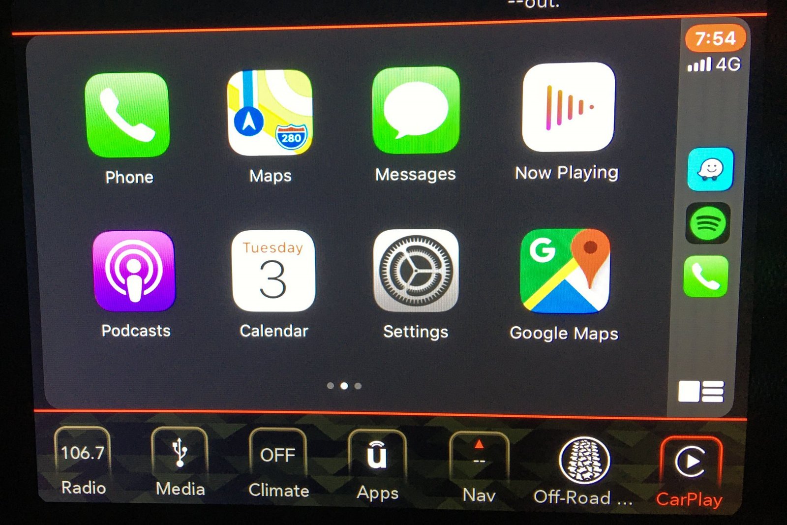 Apple actualiza CarPlay con widgets y Liquid Glass. iOS