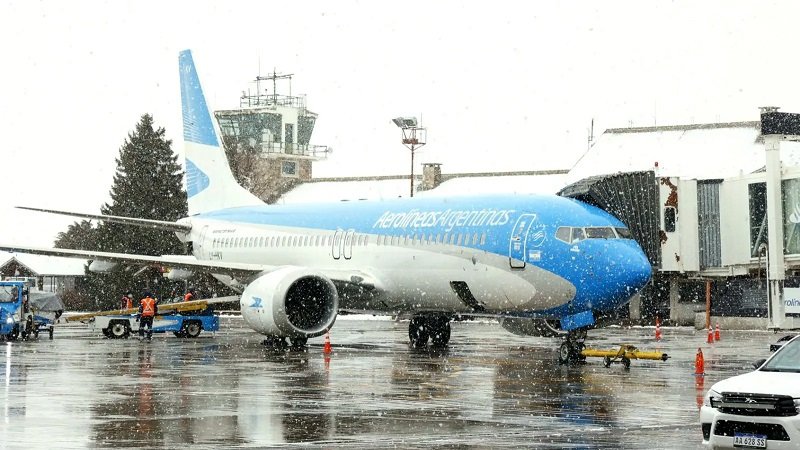 Vuelo desde Bariloche en el lado super correcto del avión en Cronicas, Destacados