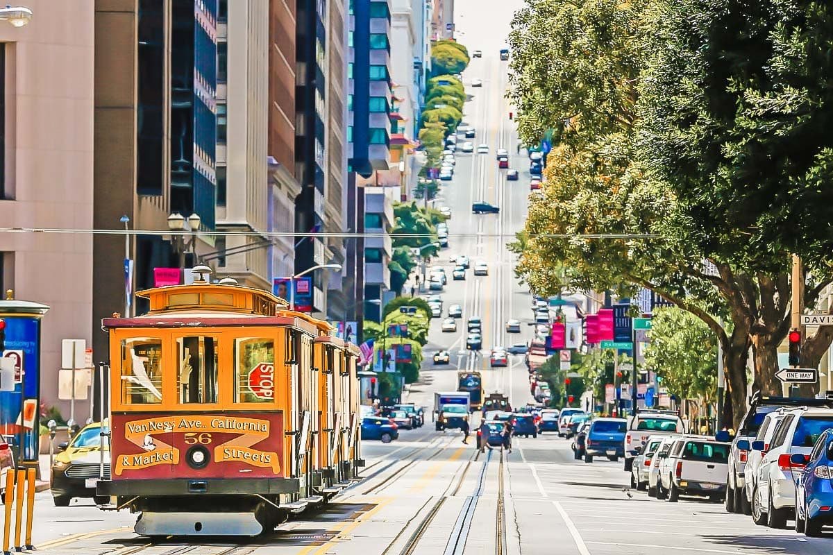De alojar viajeros en un departamento de San Francisco a una plataforma con hospedaje, experiencias, servicios y una moderna app en Diana Pazos, Diana