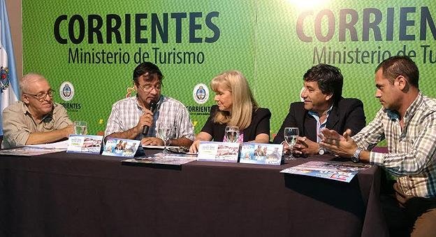 Es oficial en El Cronista, Clase