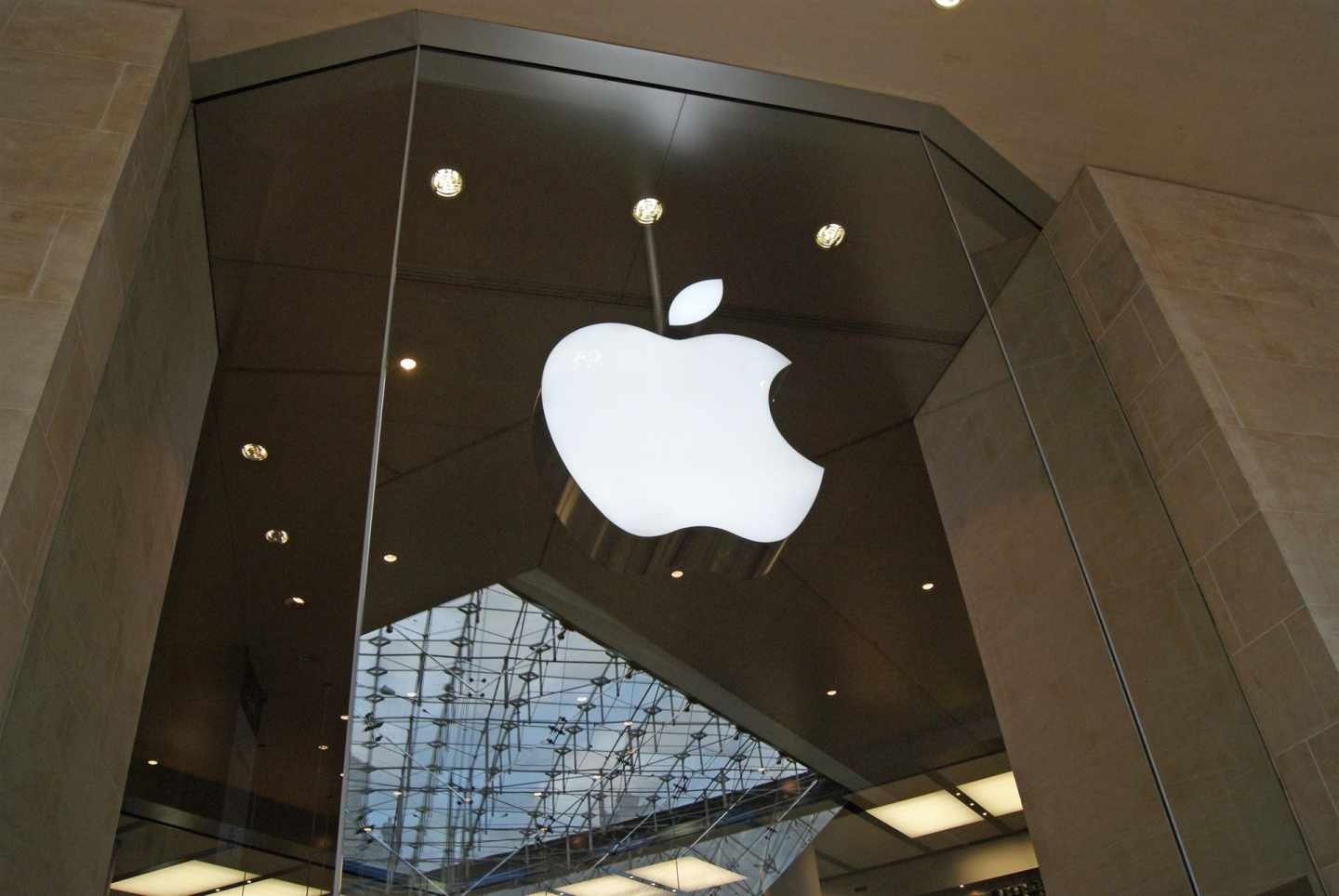 Apple pierde un caso fiscal de 14 mil millones de dólares en Irlanda contra la UE. iPhone