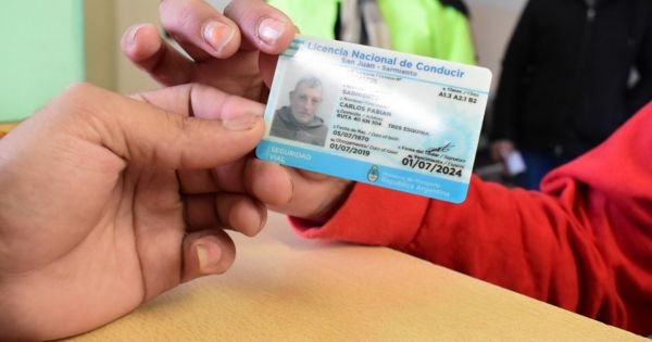 Alerta en El Cronista, Información General