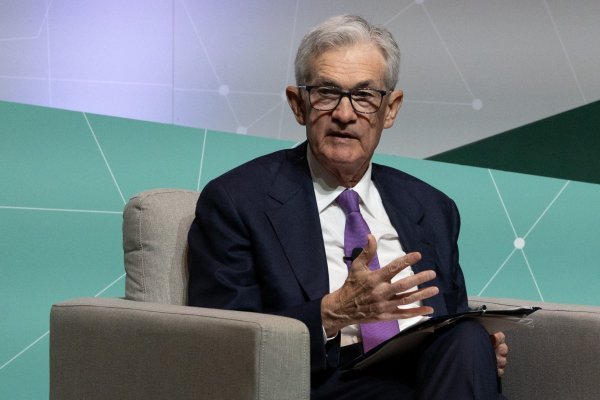 Powell confirmó que no hay recorte de tasas y reaviva la polémica con Tump en El Cronista, Finanzas