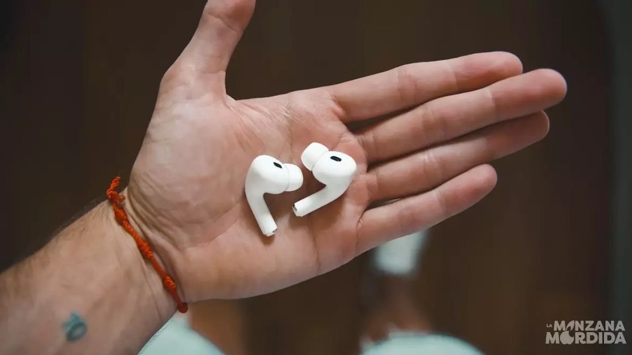 Apple filtra los ‘AirPods Pro 3’ en la nueva beta de iOS 26. Parece que has escrito "macos", pero no hay un contexto claro para traducir. Si te referís a "macOS", el sistema operativo de Apple, en español argentino se mantendría como "macOS". Si tenés otro texto o contexto específico, por favor compartilo y con gusto lo traduzco.