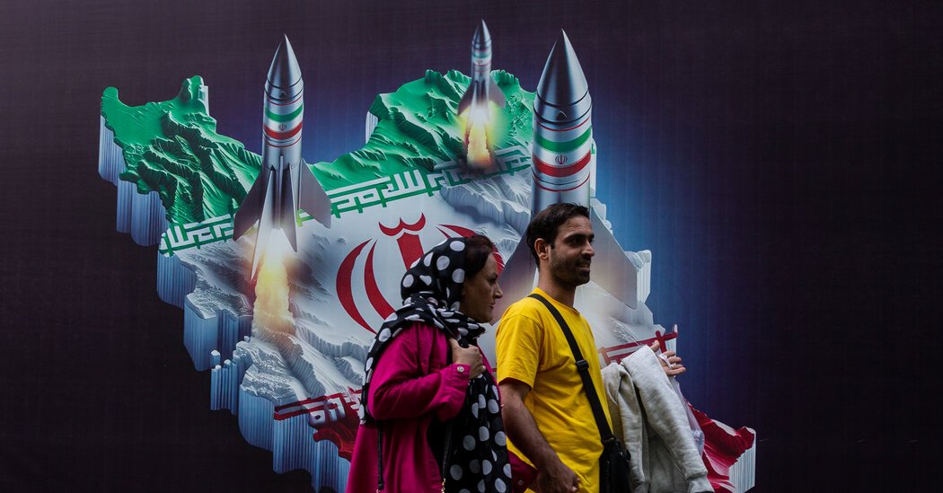 Israel atacó la TV pública de Irán en plena transmisión y la conductora salió corriendo en El Cronista, Internacionales