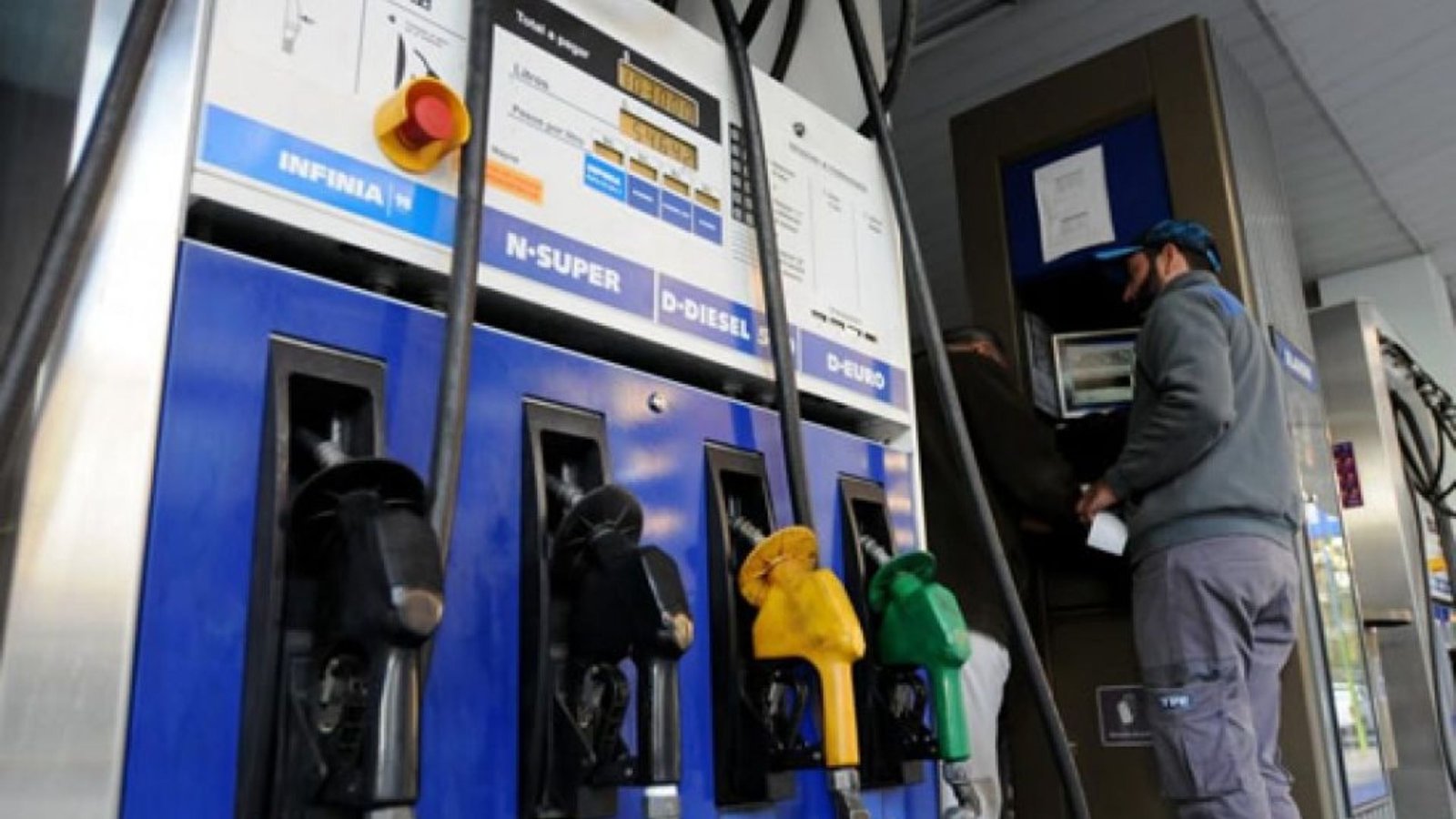 La impactante decisión de Irán que puede hacer subir el precio de la nafta en El Cronista, Internacionales