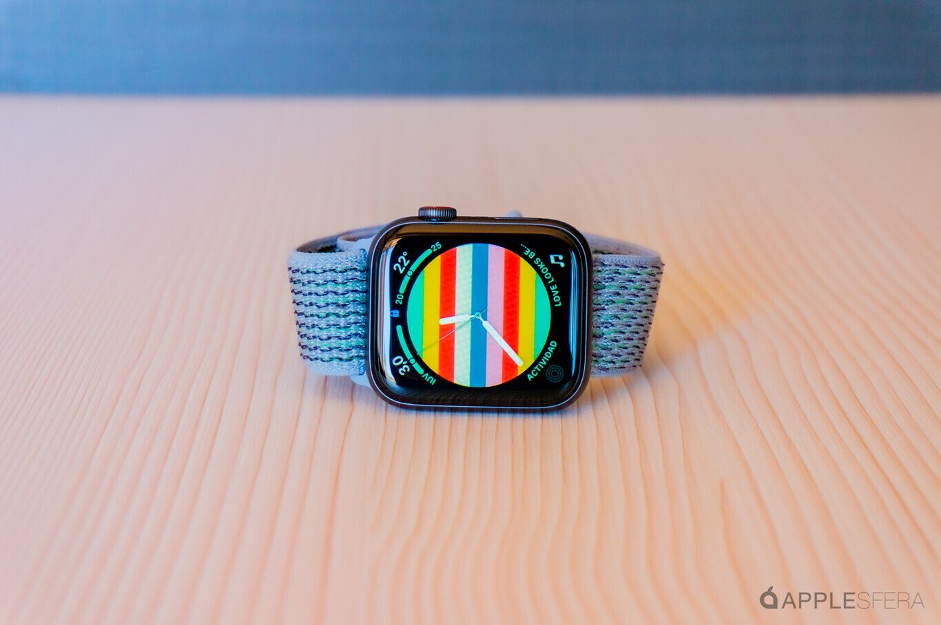 El Apple Watch SE sigue a $169 en Amazon — apurate para ahorrar $80. Reloj Apple