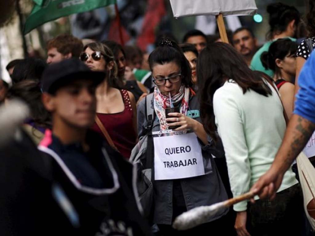 Los cuatro datos detrás de la primera suba del desempleo en la era Milei en El Cronista, Economía