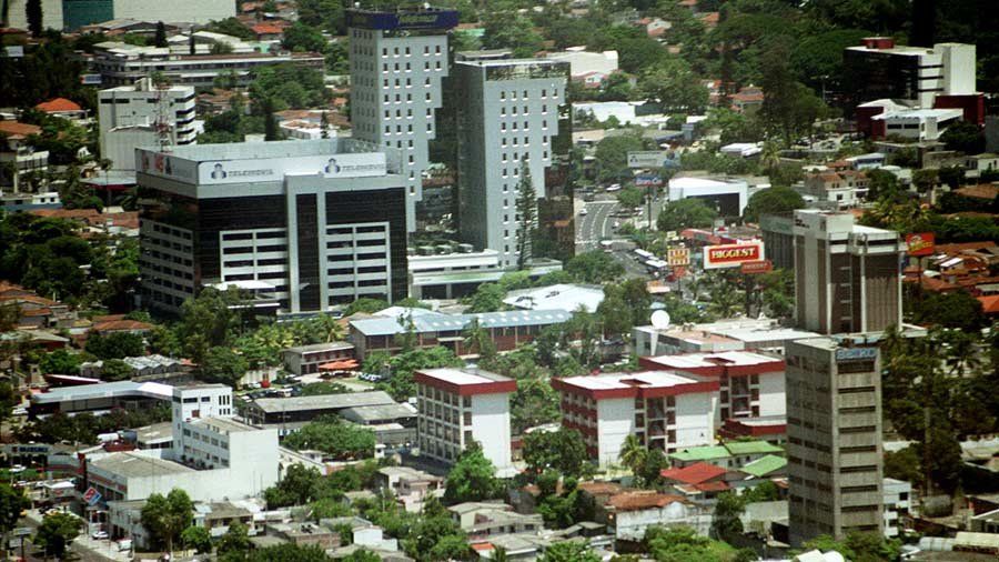La construcción salió de su piso y ahora mira futuras privatizaciones en El Cronista, Economía