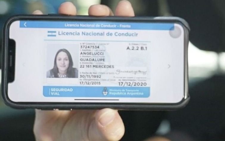 Adiós licencia de conducir digital en El Cronista, Economía