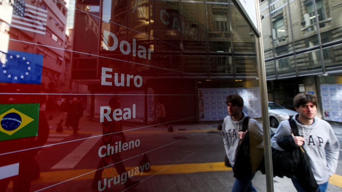 A dónde mira el Gobierno para seguir sumando dólares en El Cronista, Economía
